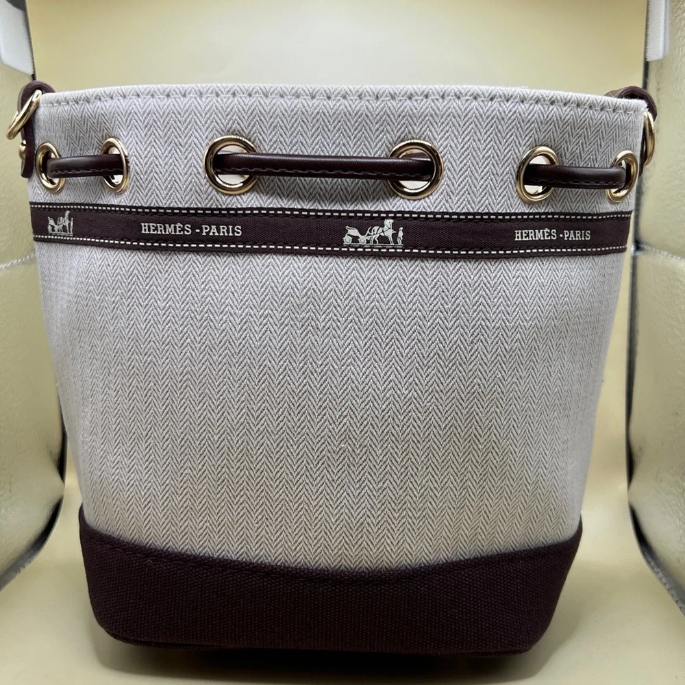 Beautiful Upcycled Hermes Drawstring Repurposed  Bucket Bag Tote Luxury New - Picture 4 of 11